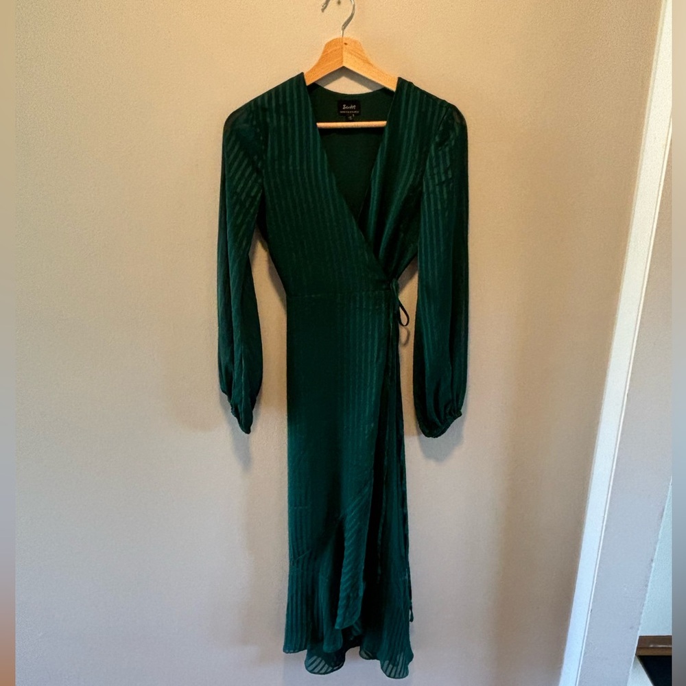 Bardot Mirela Wrap Dress - Picture 4 of 10